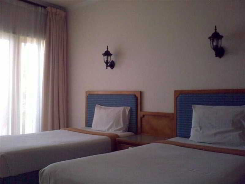 Pasific Beach Cabañas Mangsit Exterior foto